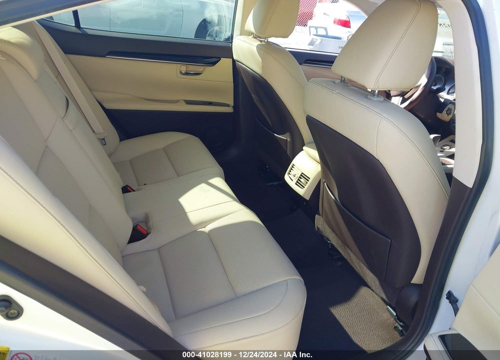 2016 LEXUS ES 350 VIN: JTHBK1GG3G2228809