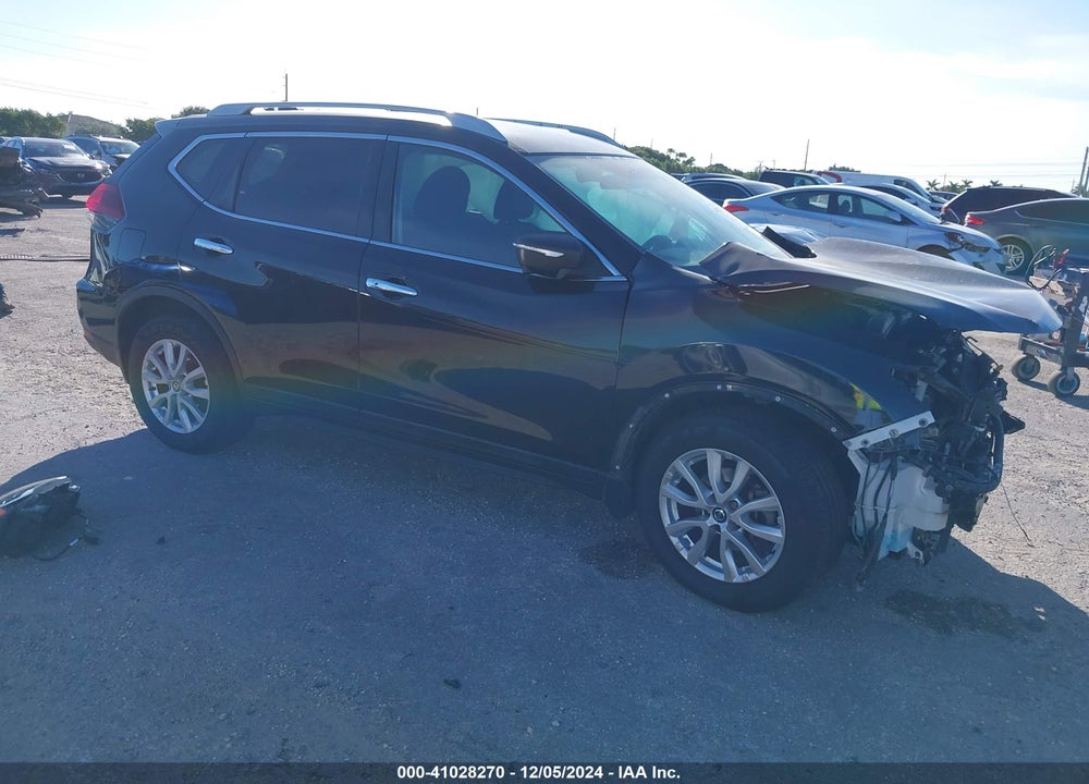 2018 NISSAN ROGUE SV VIN: 5N1AT2MT2JC827912