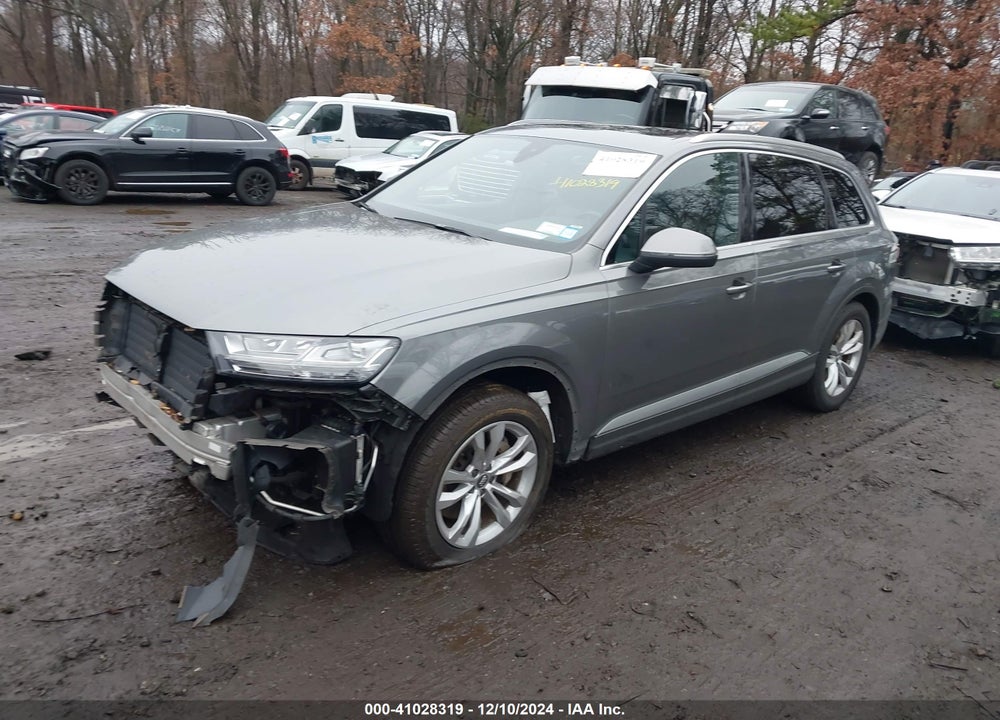 2017 AUDI Q7 3.0T PREMIUM VIN: WA1LAAF76HD026637