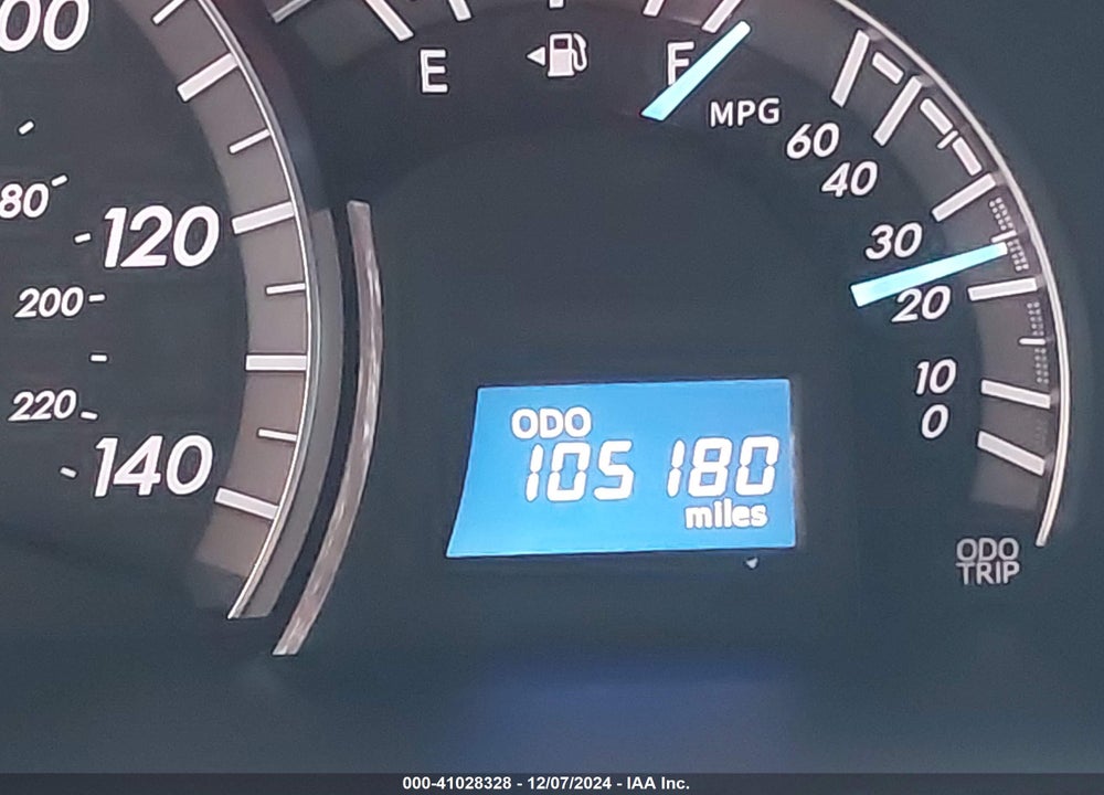 2012 TOYOTA CAMRY SE VIN: 4T1BF1FK8CU105240