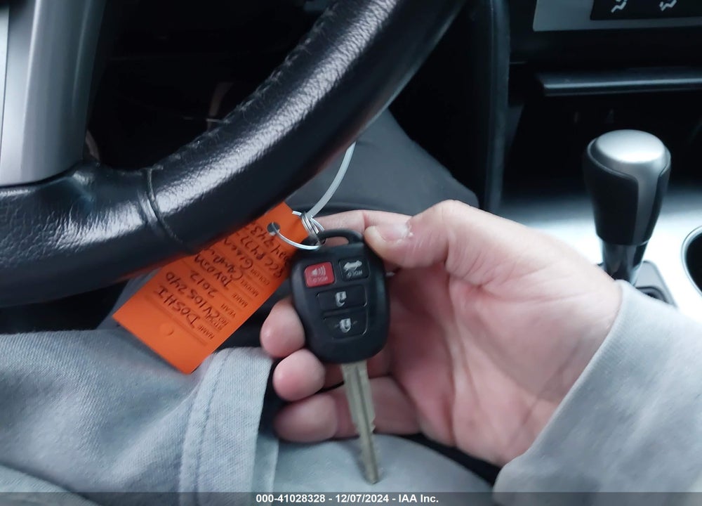 2012 TOYOTA CAMRY SE VIN: 4T1BF1FK8CU105240