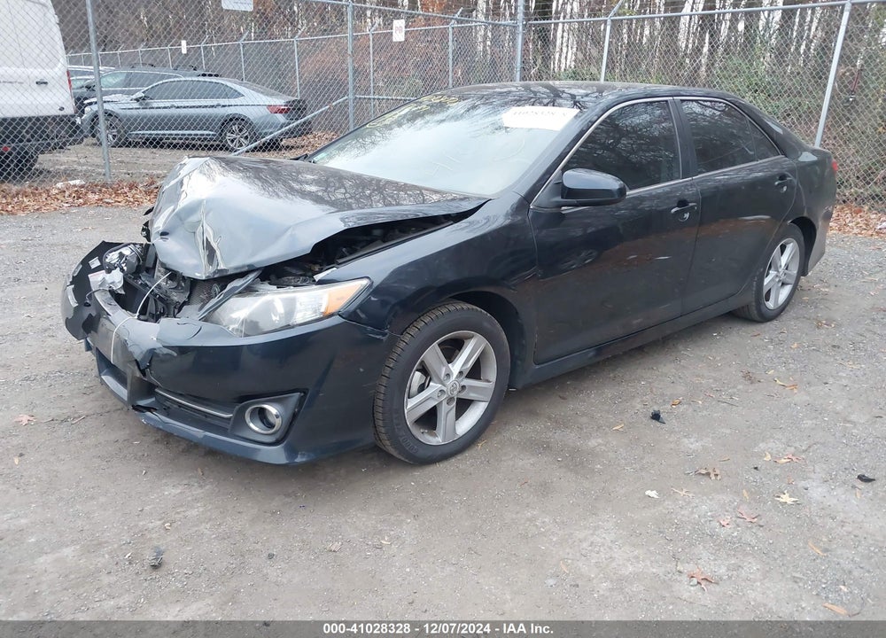 2012 TOYOTA CAMRY SE VIN: 4T1BF1FK8CU105240