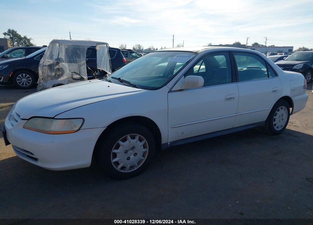 2001 HONDA ACCORD 2.3 LX VIN: 1HGCG66571A002033
