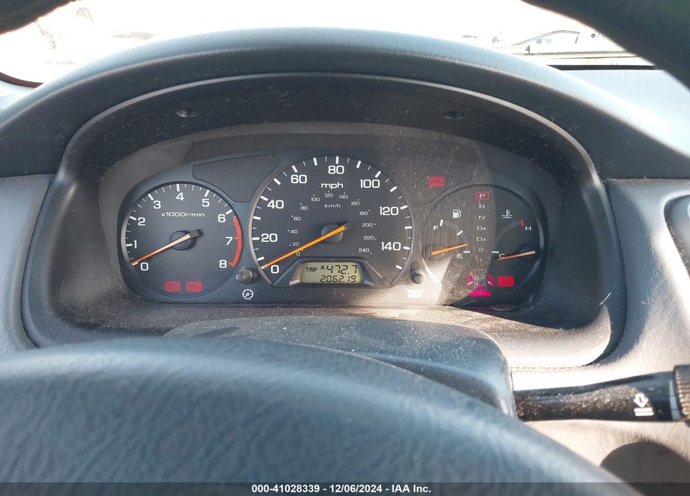 2001 HONDA ACCORD 2.3 LX VIN: 1HGCG66571A002033