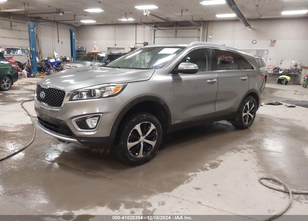 2016 KIA SORENTO 2.0T EX VIN: 5XYPHDA17GG022717