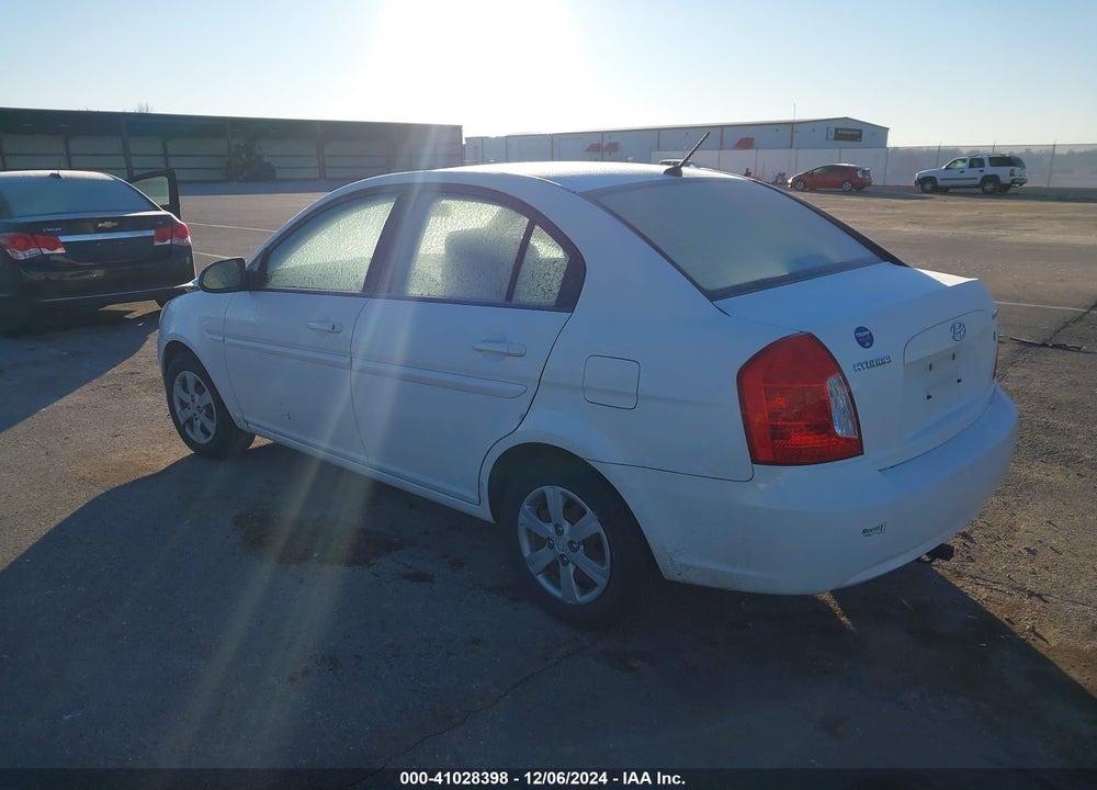 2009 HYUNDAI ACCENT GLS VIN: KMHCN46C19U369829