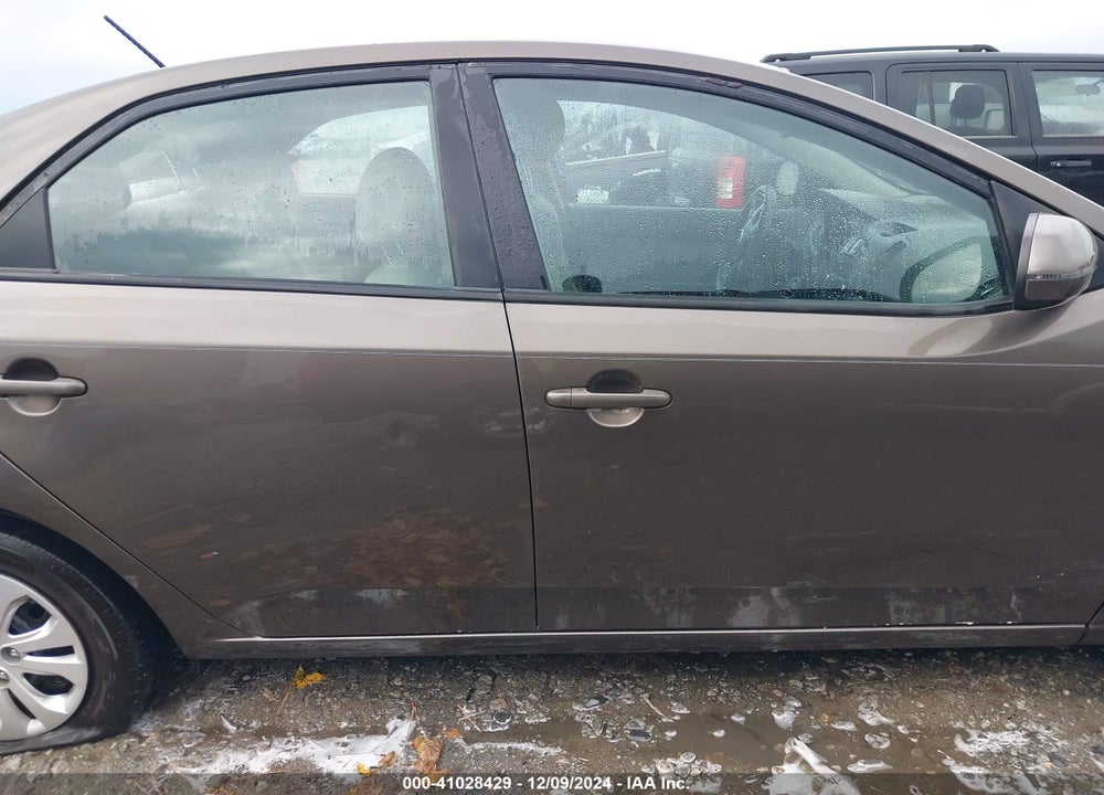 2012 KIA FORTE VIN: KNAFU4A28C5519842