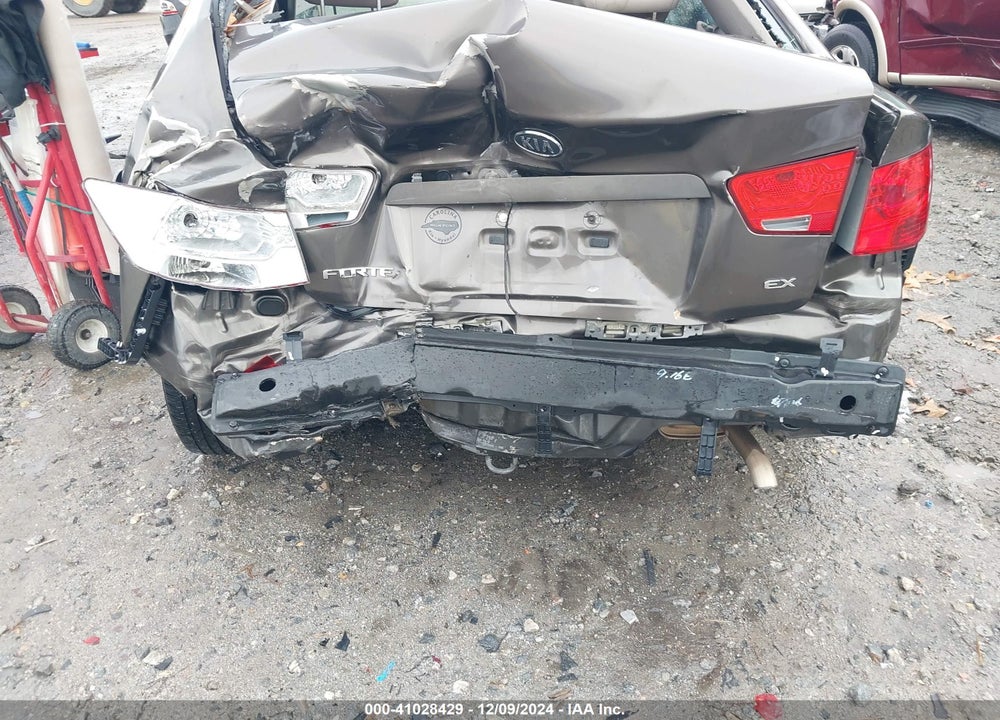 2012 KIA FORTE VIN: KNAFU4A28C5519842
