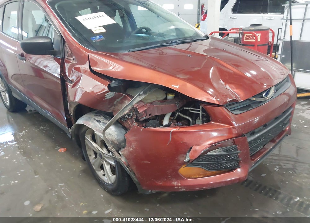 2014 FORD ESCAPE S VIN: 1FMCU0F76EUE51810