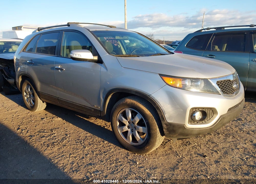2012 KIA SORENTO LX VIN: 5XYKTCA68CG309377
