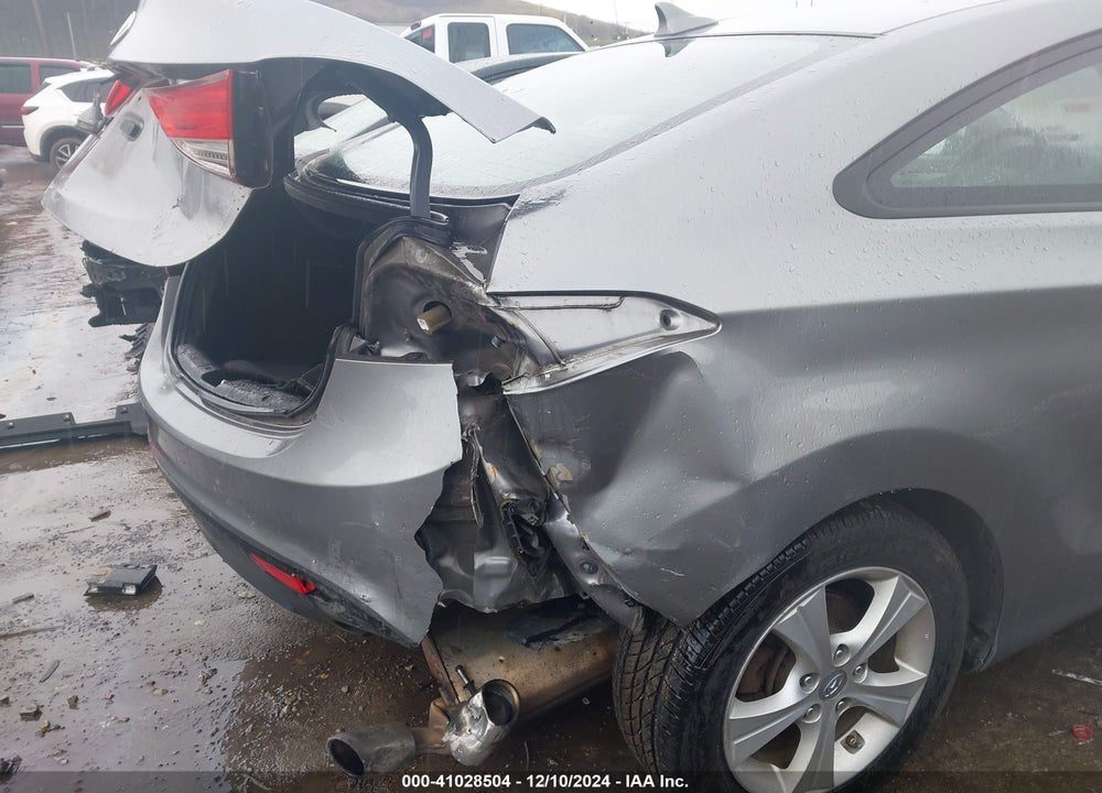 2013 HYUNDAI ELANTRA GS VIN: KMHDH6AE9DU005277