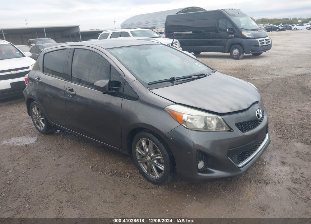2013 TOYOTA YARIS SE VIN: JTDKTUD39DD552218