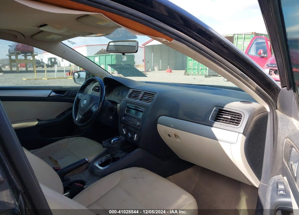 2012 VOLKSWAGEN JETTA TDI VIN: 3VWLL7AJ8CM334389