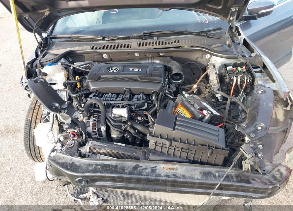 2015 VOLKSWAGEN JETTA VIN: 3VWD07AJ9FM306554