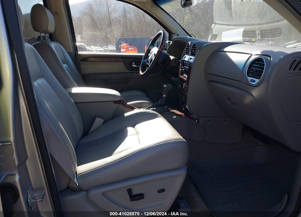 2006 GMC ENVOY DENALI VIN: 1GKES63M662124096