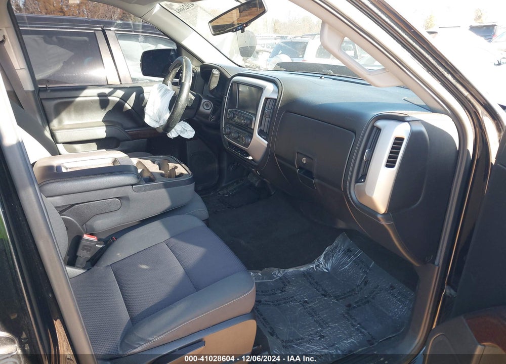 2017 GMC SIERRA 1500 SLE VIN: 3GTU2MEC7HG275586