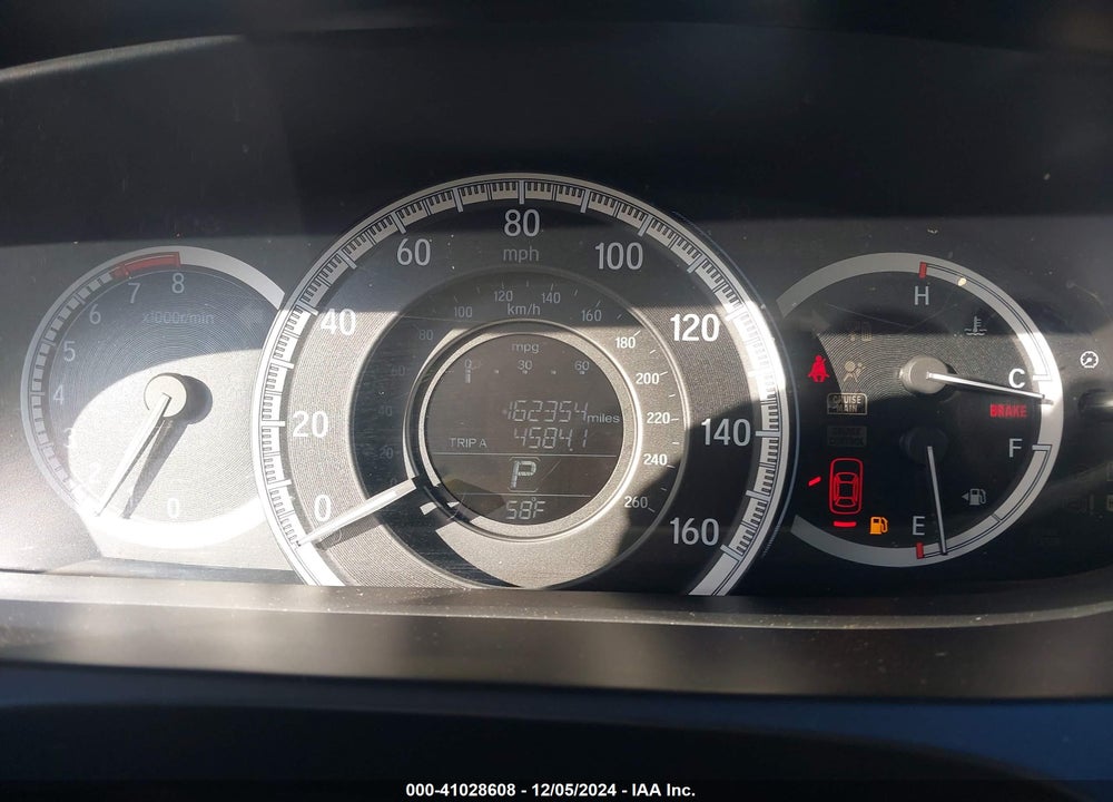 2017 HONDA ACCORD VIN: 1HGCR2F34HA175925