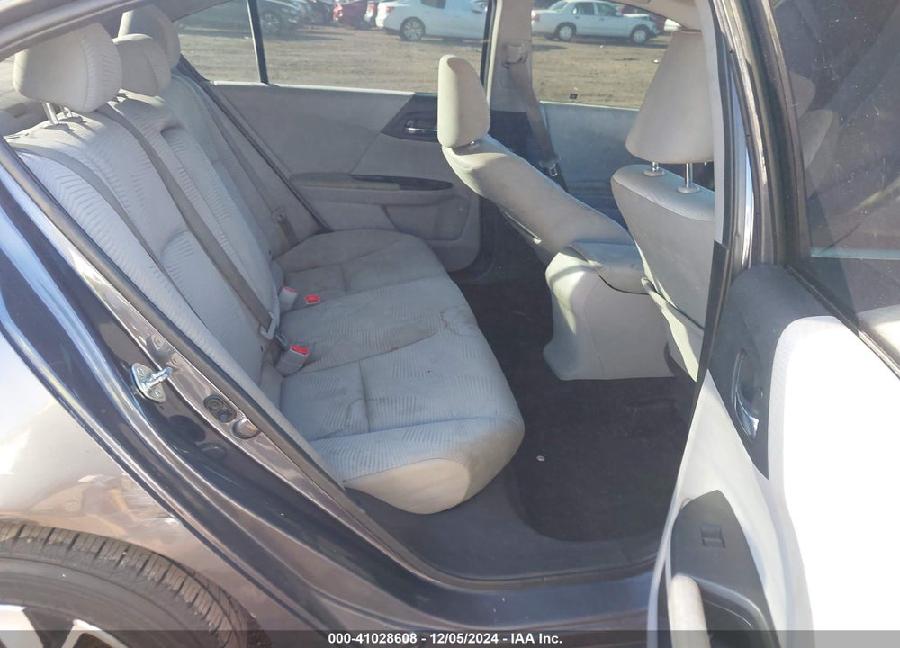 2017 HONDA ACCORD VIN: 1HGCR2F34HA175925