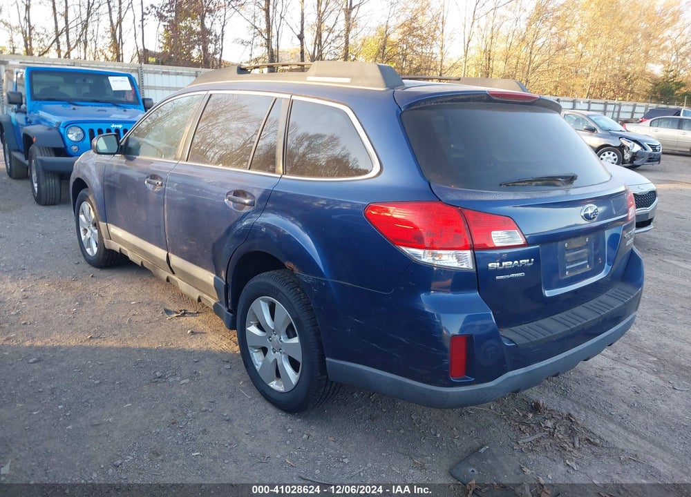 2011 SUBARU OUTBACK 2.5I PREMIUM VIN: 4S4BRBCC7B3385795