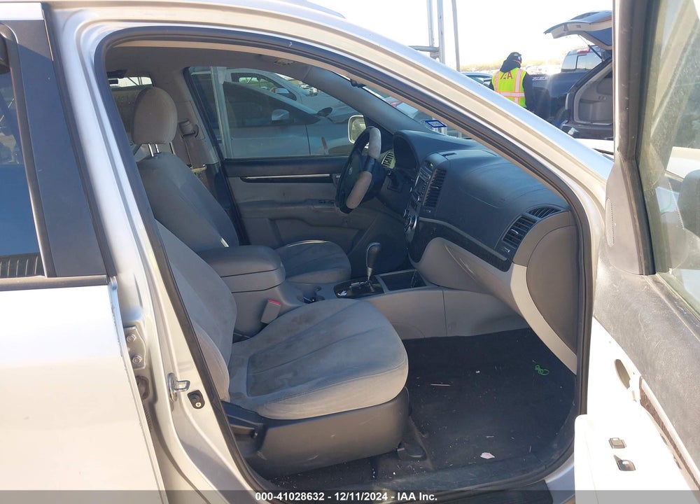 2009 HYUNDAI SANTA FE SE VIN: 5NMSH13E19H243621