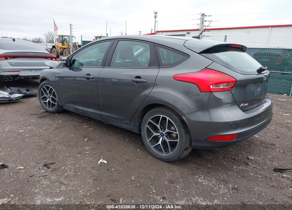 2018 FORD FOCUS SEL VIN: 1FADP3M28JL310400