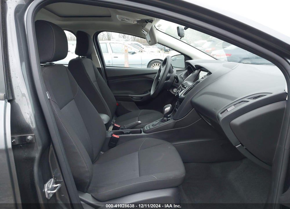 2018 FORD FOCUS SEL VIN: 1FADP3M28JL310400