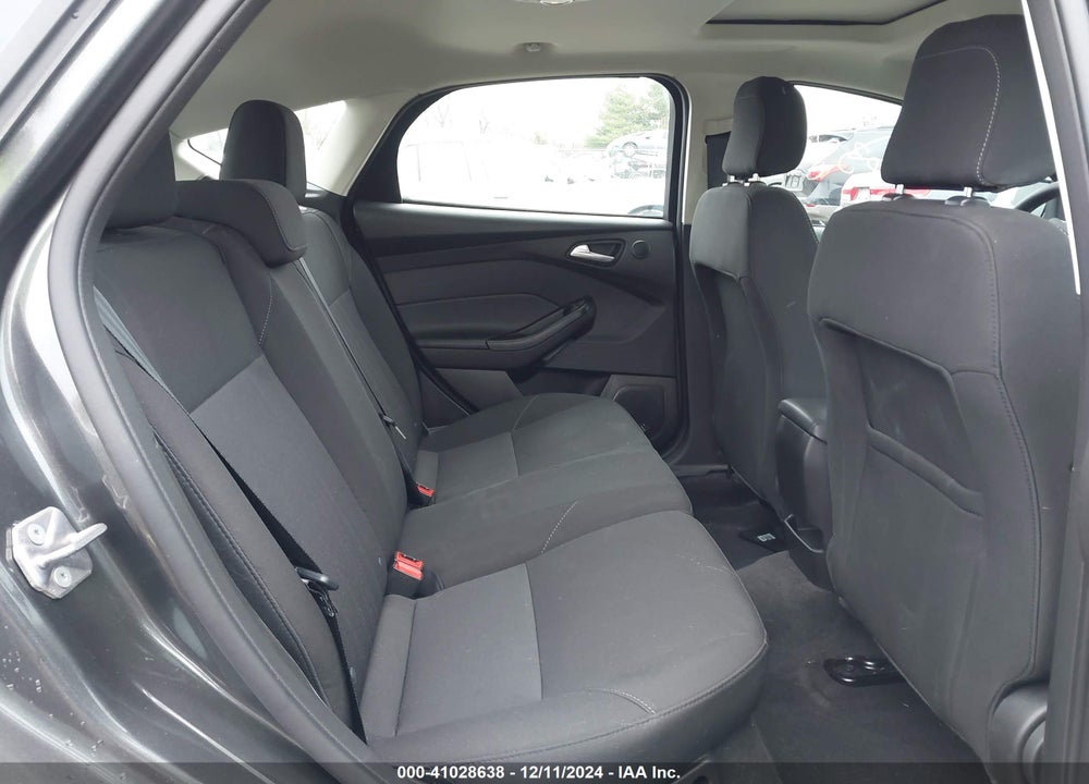 2018 FORD FOCUS SEL VIN: 1FADP3M28JL310400