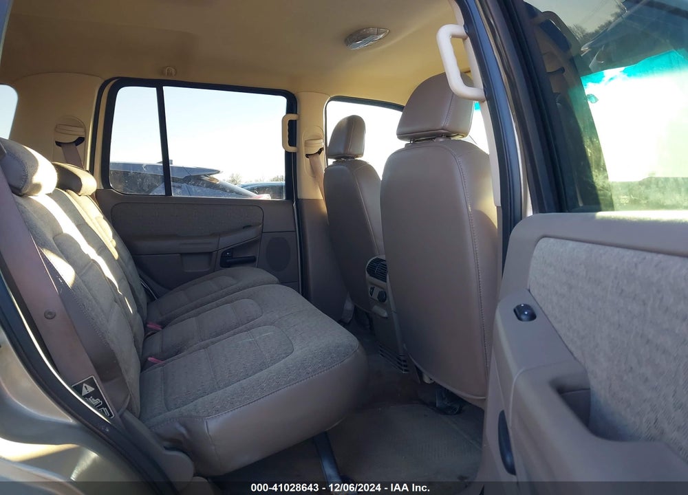 2002 FORD EXPLORER XLS VIN: 1FMZU72E62UC43610