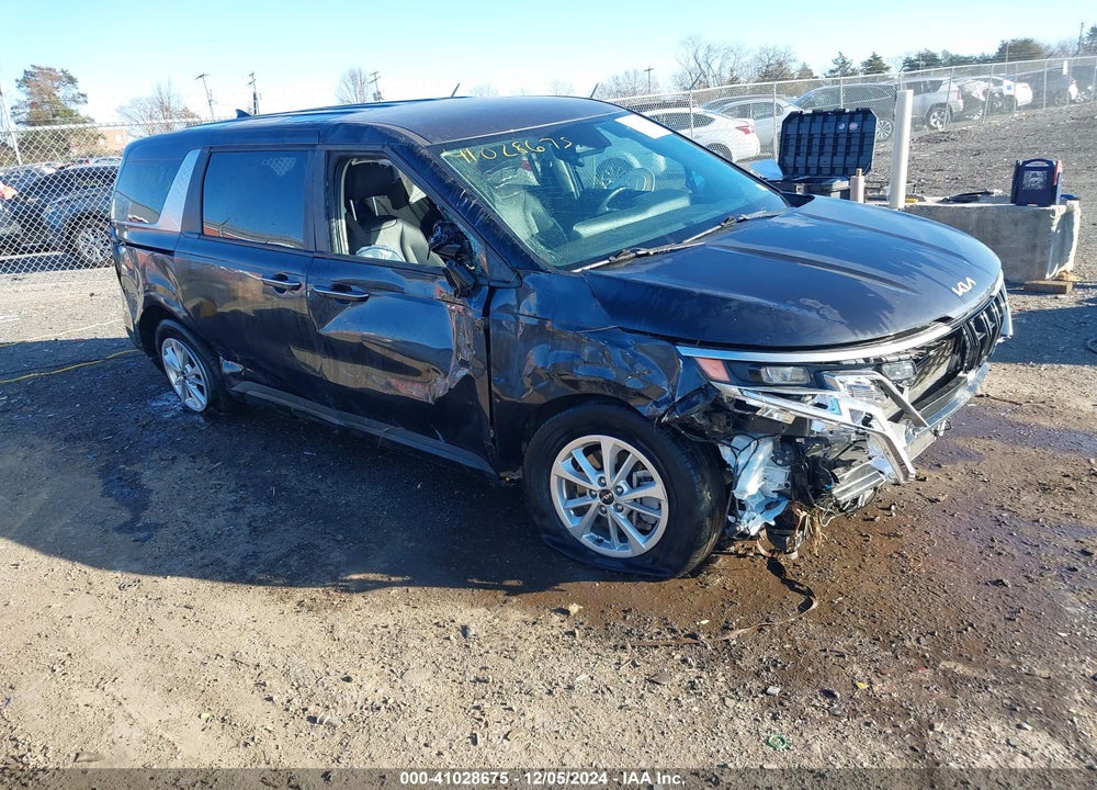 2023 KIA CARNIVAL MPV LX SEAT PACKAGE VIN: KNDNB4H34P6208248
