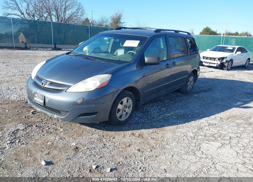 2008 TOYOTA SIENNA VIN: 5TDZK22C08S223667