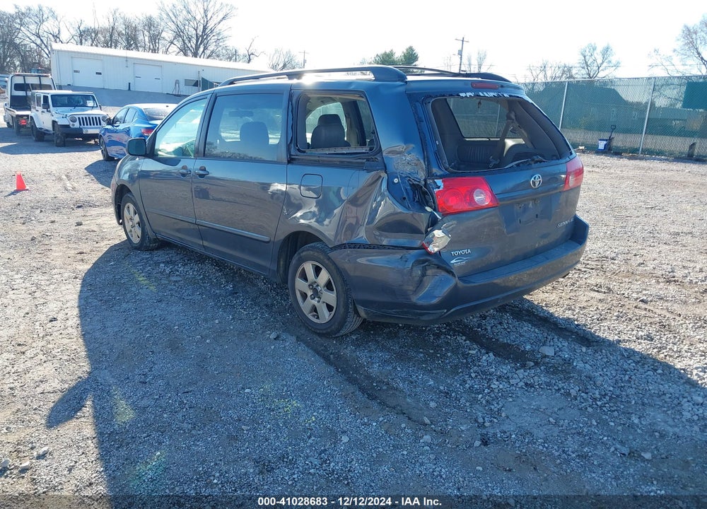 2008 TOYOTA SIENNA VIN: 5TDZK22C08S223667