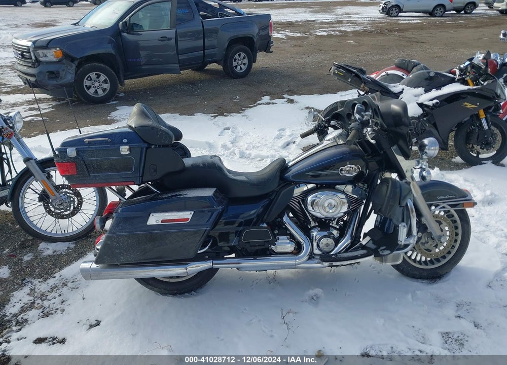 2013 HARLEY-DAVIDSON FLHTCU ULTRA CLASSIC ELECTRA GLD VIN: 1HD1FCM15DB623419