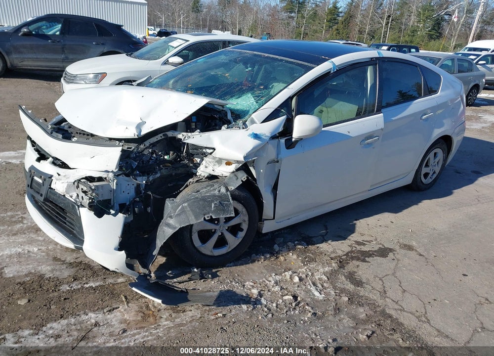 2013 TOYOTA PRIUS THREE VIN: JTDKN3DU2D5681988