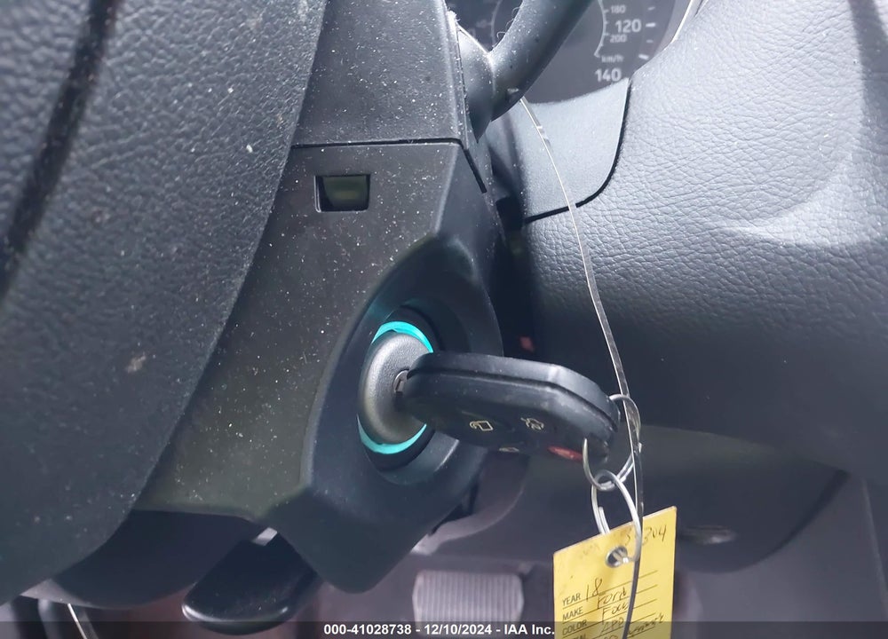 2018 FORD FOCUS SE VIN: 1FADP3FE2JL235197