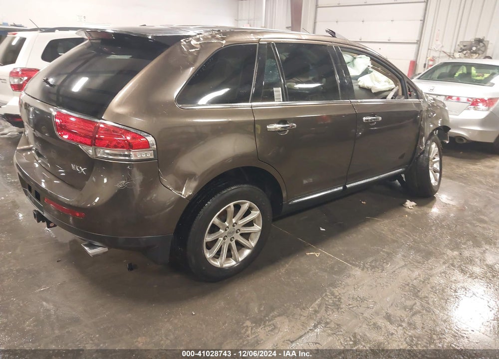 2011 LINCOLN MKX VIN: 2LMDJ6JK9BBJ11777