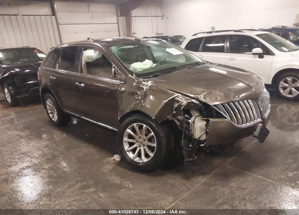 2011 LINCOLN MKX VIN: 2LMDJ6JK9BBJ11777