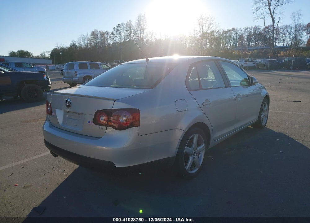 2010 VOLKSWAGEN JETTA LIMITED EDITION VIN: 3VWRZ7AJ4AM145213