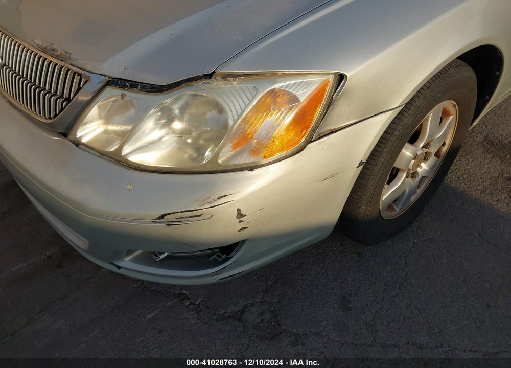 2001 TOYOTA AVALON XL VIN: 4T1BF28B51U146487