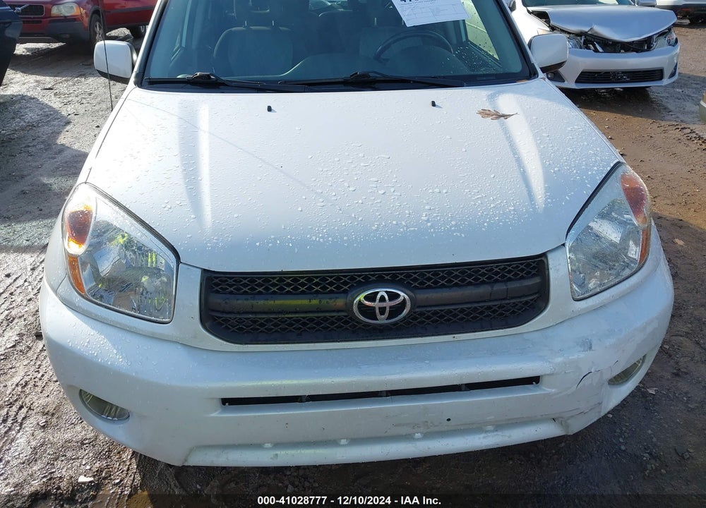 2005 TOYOTA RAV4 VIN: JTEGD20VX50071672