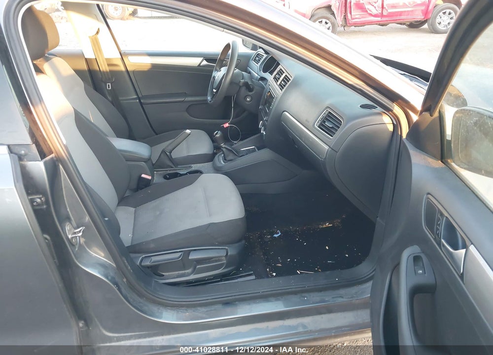 2017 VOLKSWAGEN JETTA 1.4T S VIN: 3VW167AJXHM347828