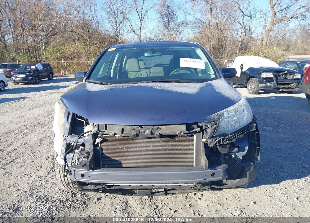 2014 HONDA CR-V LX VIN: 2HKRM4H34EH644077