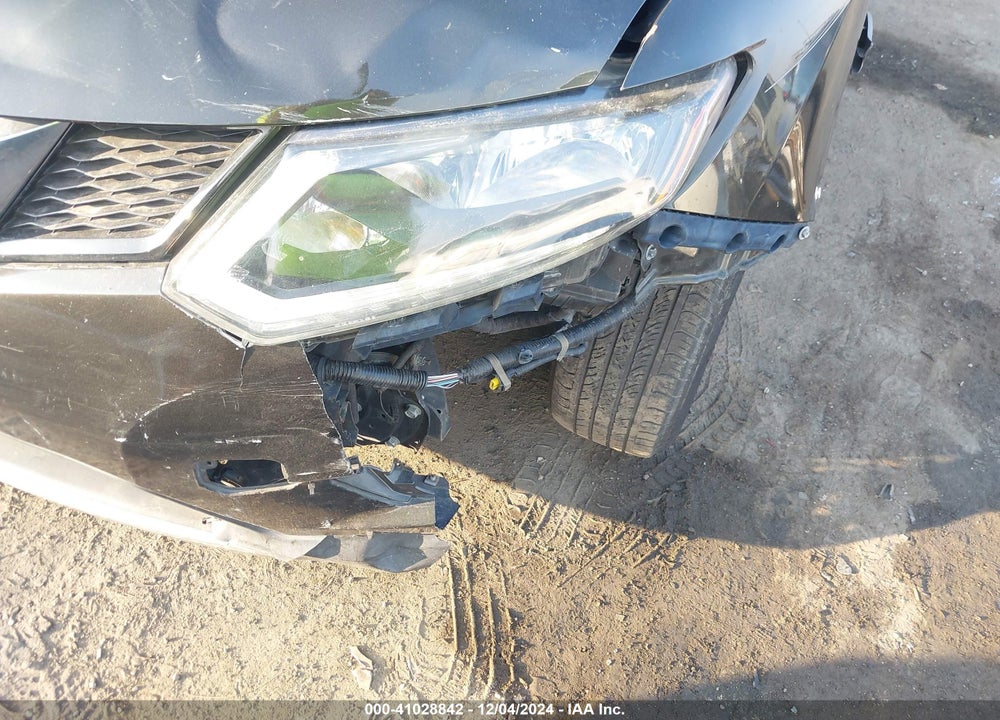 2016 NISSAN ROGUE VIN: 5N1AT2MV2GC812126