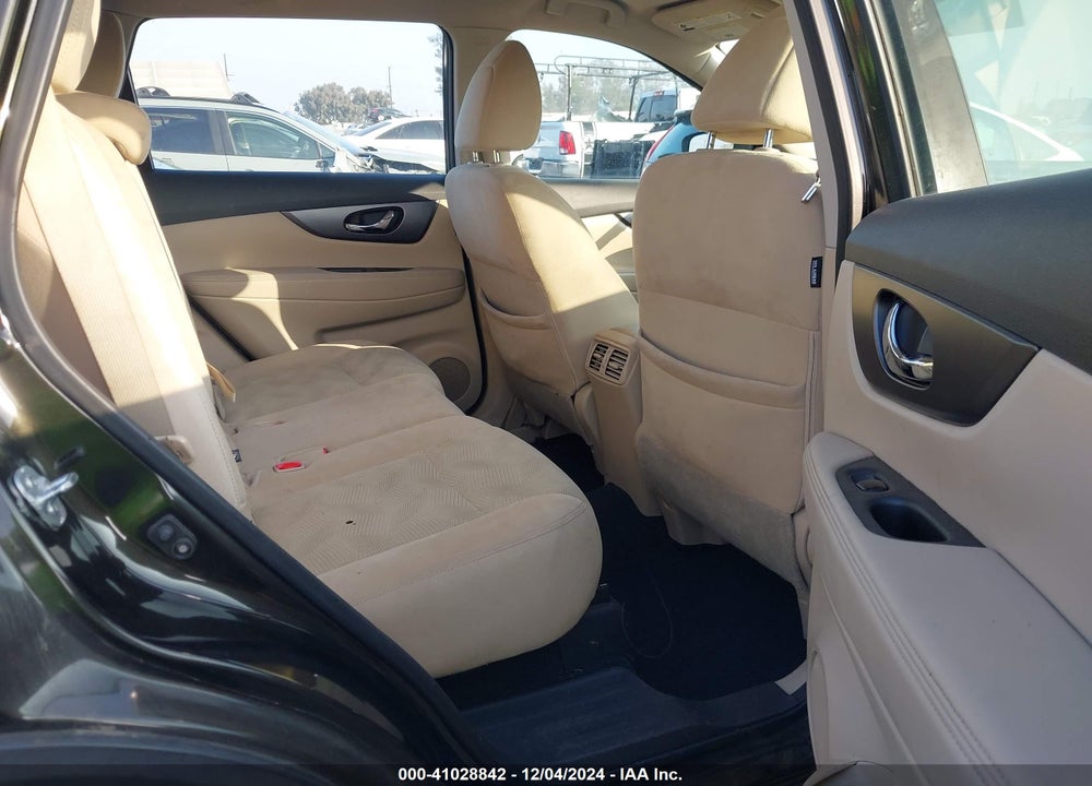 2016 NISSAN ROGUE VIN: 5N1AT2MV2GC812126