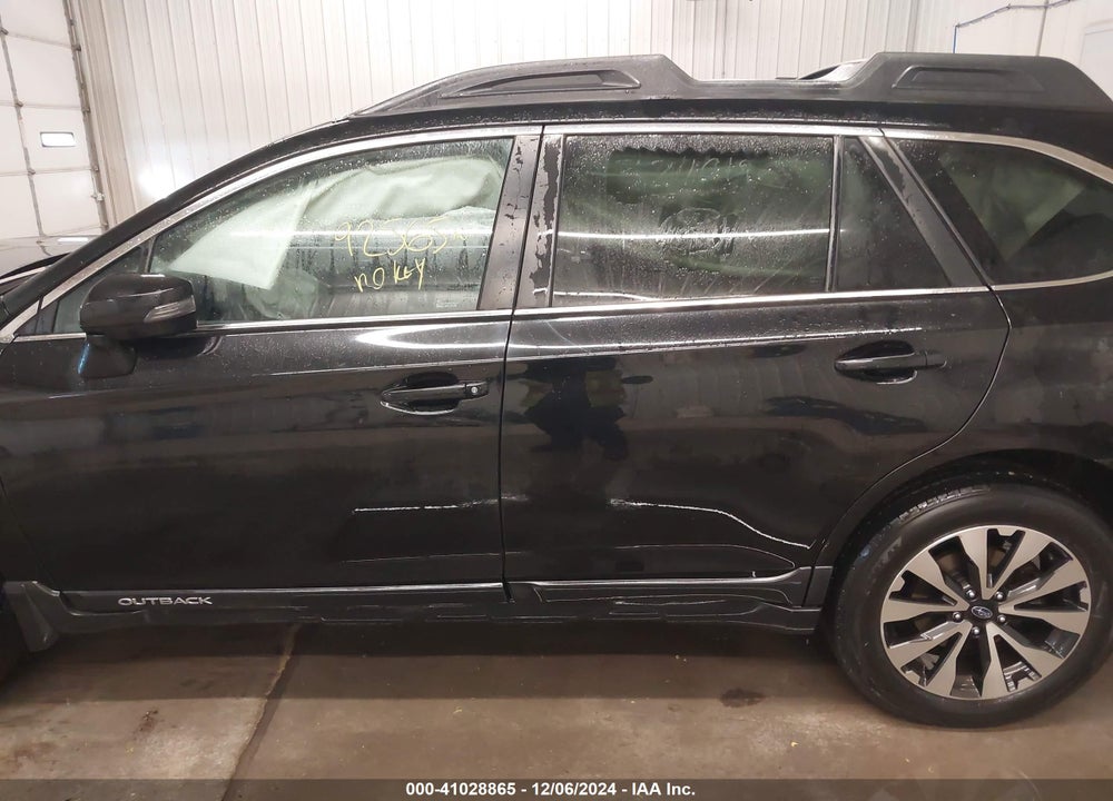 2016 SUBARU OUTBACK 2.5I LIMITED VIN: 4S4BSBNC5G3321019