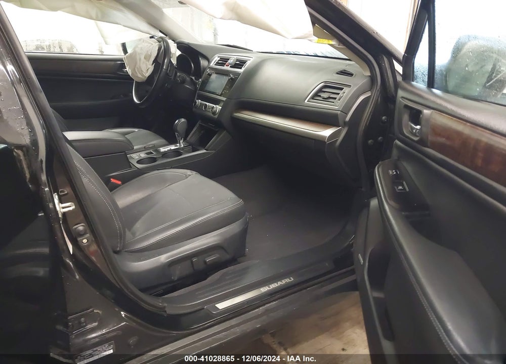 2016 SUBARU OUTBACK 2.5I LIMITED VIN: 4S4BSBNC5G3321019