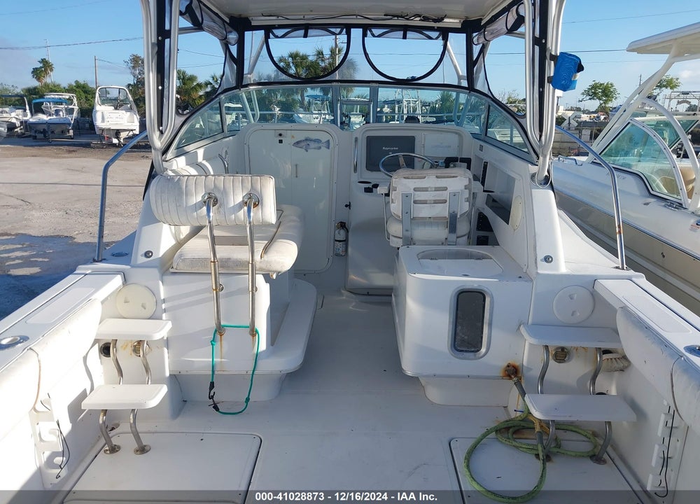 2005 GLACIER BAY BOAT VIN: GLKG1991K405