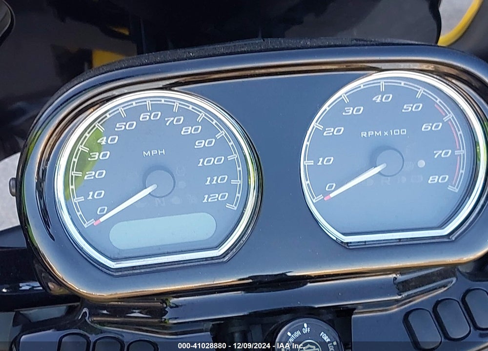 2023 HARLEY-DAVIDSON FLTRXS VIN: 1HD1KTP11PB603485