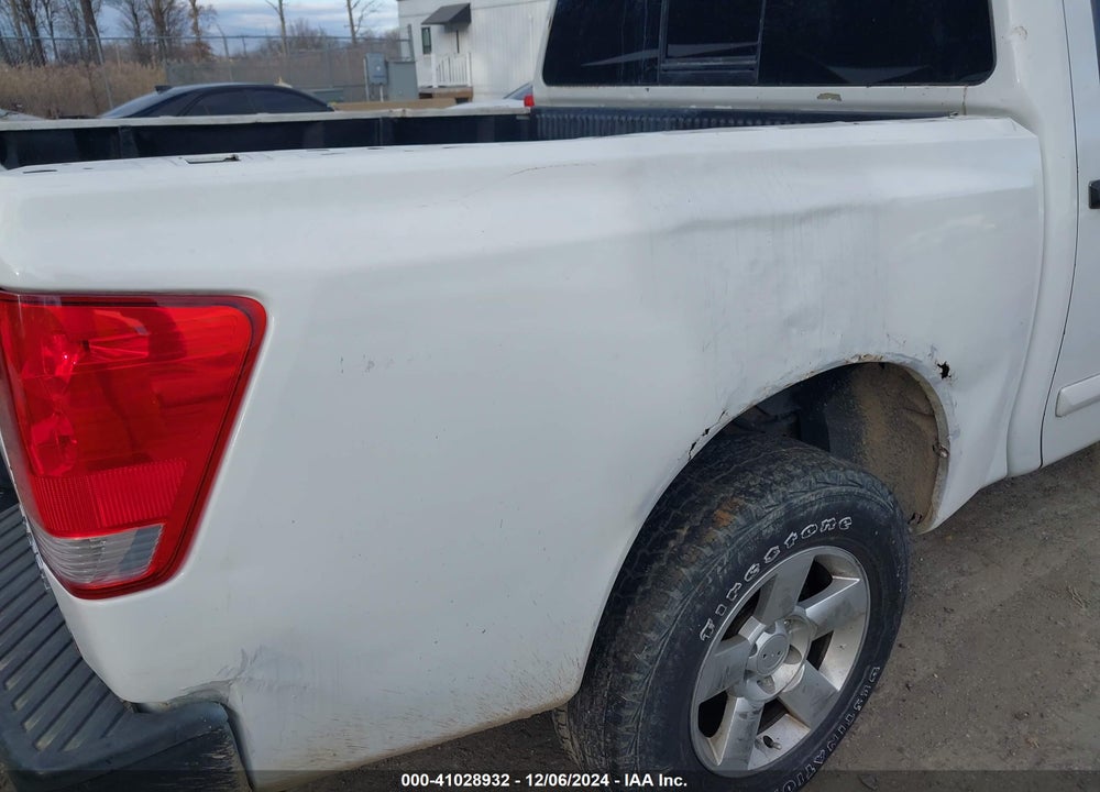 2004 NISSAN TITAN SE VIN: 1N6AA07B14N565369