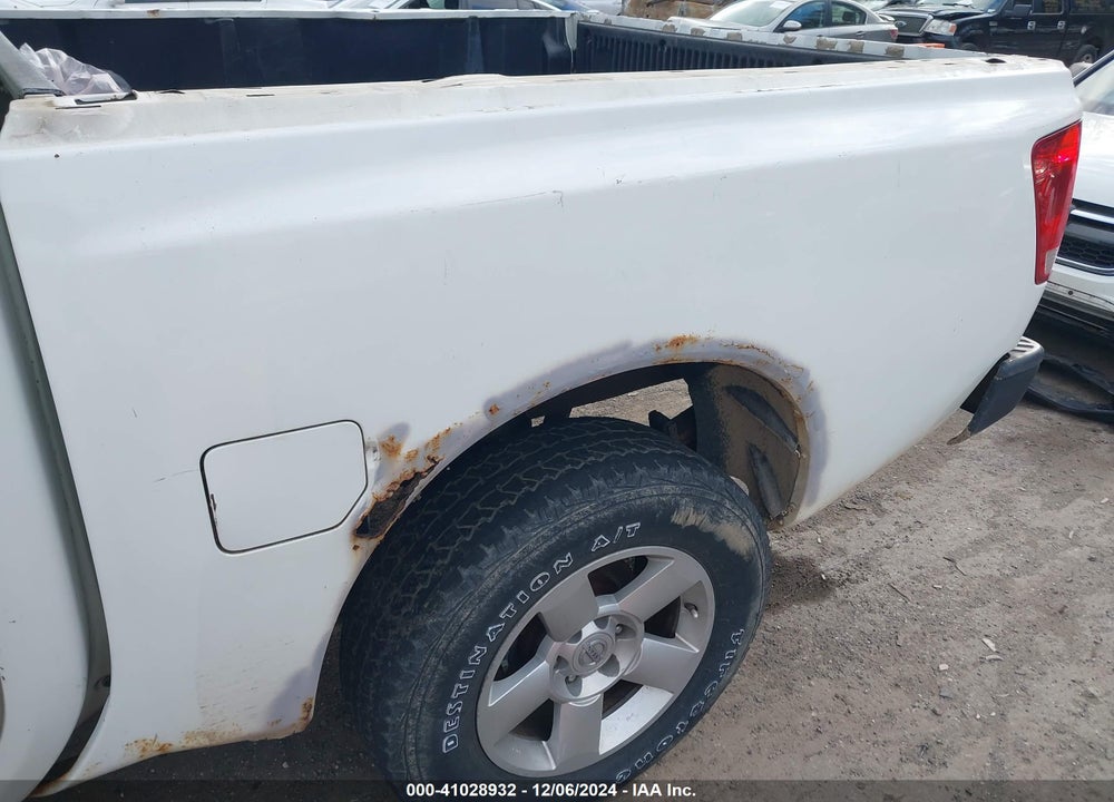 2004 NISSAN TITAN SE VIN: 1N6AA07B14N565369