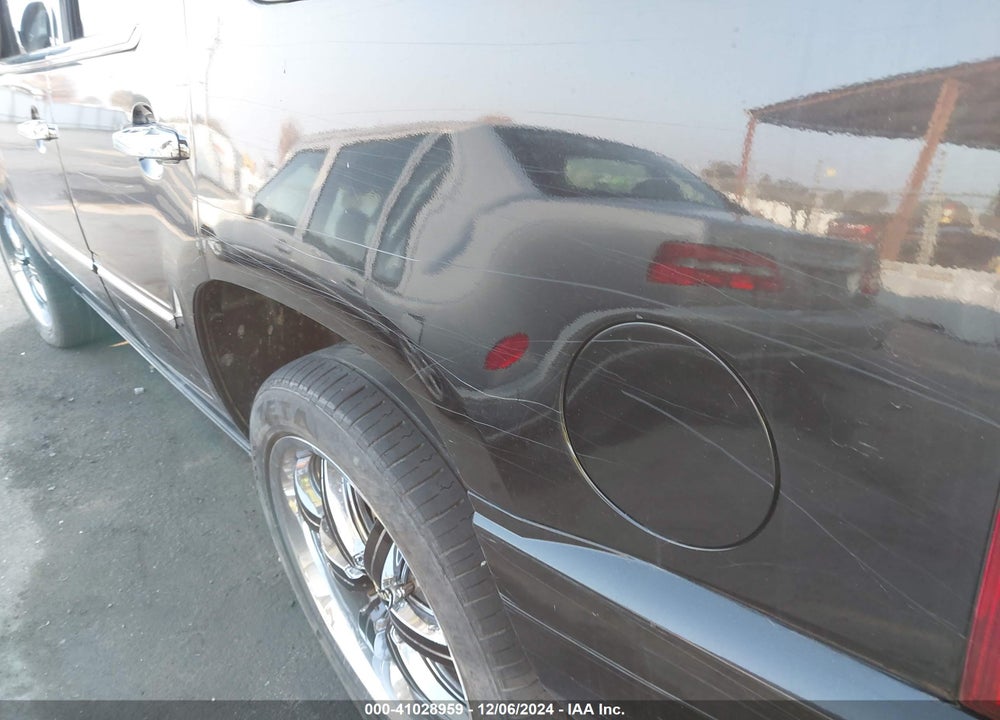 2009 CADILLAC ESCALADE STANDARD VIN: 1GYFK23209R257725